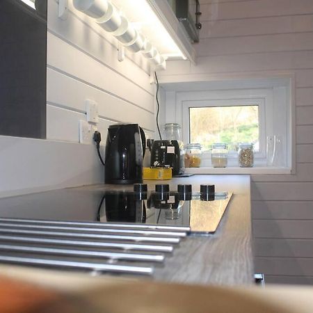 فيلا The Scullery - A Quirky Annex With Wood Fire هدرزفيلد المظهر الخارجي الصورة