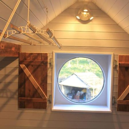 فيلا The Scullery - A Quirky Annex With Wood Fire هدرزفيلد المظهر الخارجي الصورة